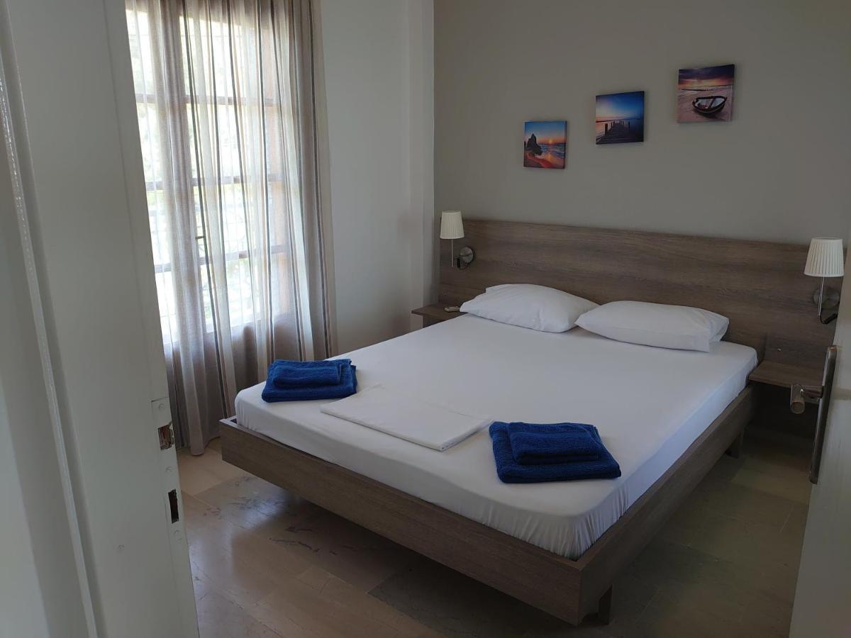Merida Apartments Mola Kaliva Exterior foto